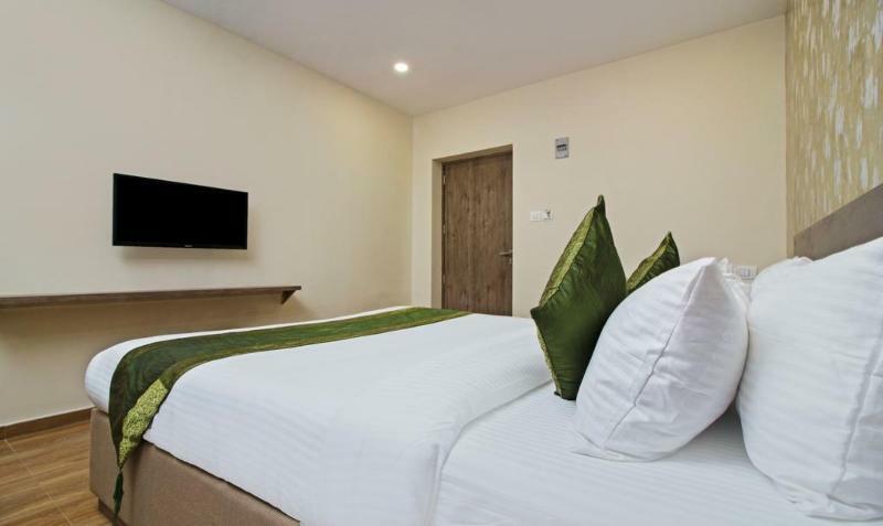 Ocean Suites Hotel Mumbai Exterior photo