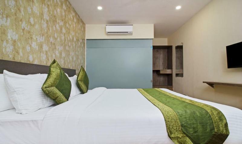 Ocean Suites Hotel Mumbai Exterior photo