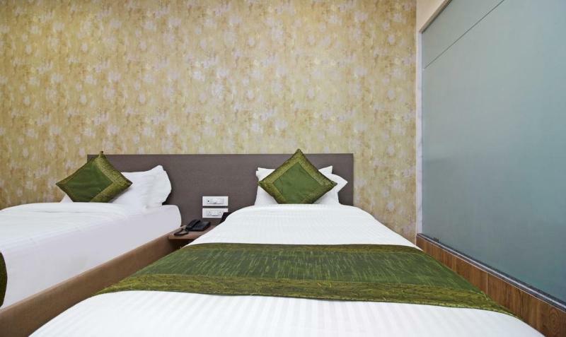 Ocean Suites Hotel Mumbai Exterior photo